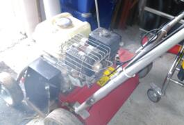Location outil Scarificateur démousseur Thermique près de Grand-Champ