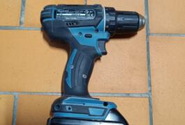 Location outil Visseuse perceuse Sans-fil Makita près de Plomelin