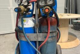Location outil Chalumeau Gaz près de Plougoumelen