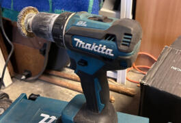 Location outil Perceuse Sans-fil Makita près de Non renseignée