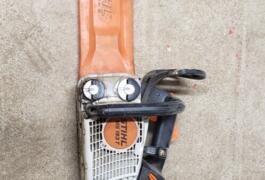 Location outil Tronçonneuse élagueuse Thermique Stihl près de Flers