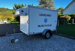 Location outil Remorque frigo électrique près de Viodos-Abense-de-Bas