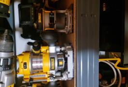 Location outil Affleureuse électrique Dewalt près de Reyniès