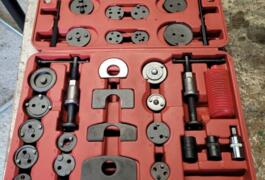 Location outil Repousse pistons  près de Cabannes