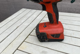 Location outil Visseuse à choc à choc Hilti près de Vailhauquès