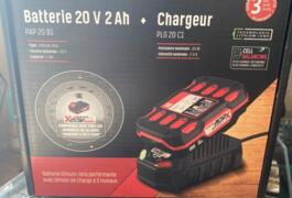 Location outil Chargeur de batterie électrique près de Toulon
