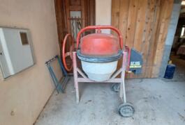 Location outil Bétonnière  près de Ramonville-Saint-Agne