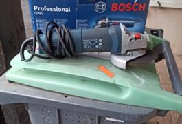 Location outil Meuleuse angulaire Boch pro  Bosch pro près de Pérignat-lès-Sarliève