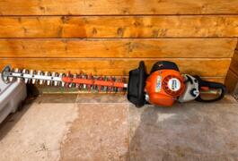 Location outil Taille haie Thermique Stihl près de La Brède