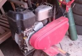Location outil Motoculteur  Honda près de Orgnac-l'Aven