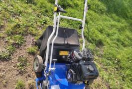 Location outil Scarificateur démousseur Thermique près de Bourg-Achard