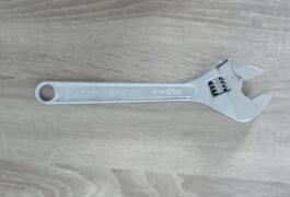 Location outil Clé à molette Coffret près de Mérignac