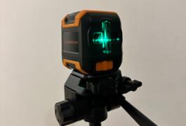 Location outil Niveau laser  Magnusson près de Lucé