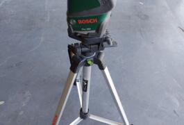 Location outil Niveau laser  Bosch près de Pusignan