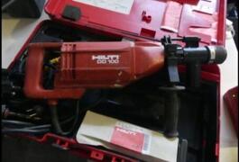 Location outil Carotteuse à beton HILTI DD100 électrique Hilti près de Mormoiron