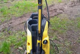 Location outil Karcher électrique Karcher près de Berné