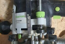 Location outil Défonceuse à bois électrique Festool près de Armentières