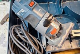 Location outil Affleureuse électrique Bosch près de Lyon