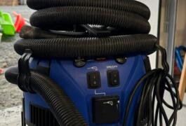 Location outil Aspirateur eau poussière électrique Nilfisk près de Pont-Saint-Martin