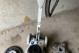 Location outil Ponceuse à parquet électrique près de Bron