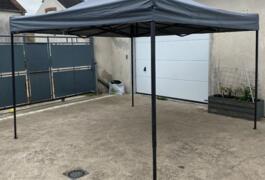 Location outil Barnum  pliant 3x3m avec deux rideaux et sacs de poids  près de Saint-Péravy-la-Colombe