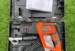 Location outil Burineur perforateur Black et decker près de Pantin