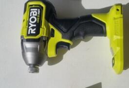 Location outil Visseuse à choc électrique Ryobi près de Tours