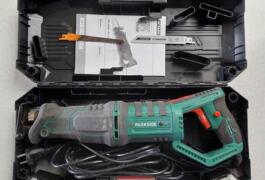 Location outil Scie sabre électrique Parkside près de Non renseignée