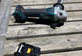 Location outil Meuleuse disqueuse sans-fil Makita près de Les Epesses