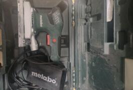 Location outil Ponceuse électrique Metabo près de Mérignac