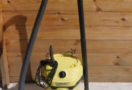 Location outil Aspirateur de chantier électrique Karcher près de Roiffieux