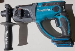 Location outil Burineur perforateur électrique Makita près de Paris