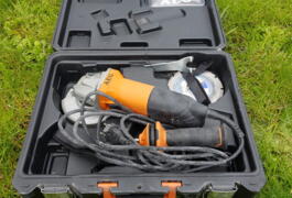 Location outil Meuleuse électrique Aeg près de Gomelange