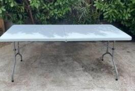 Location outil TABLES PLIANTES RECTANGULAIRES, TABLES RONDES, TABLES HAUTES PLIANTES, CHAISES PLIANTES, BANCS PLIANTS  près de Bordeaux