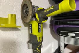 Location outil Disqueuse sans-fil Ryobi près de Vizille