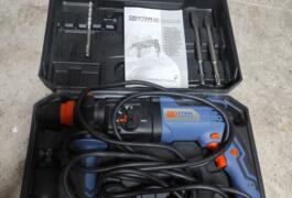 Location outil Perforateur électrique près de Bondoufle