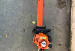 Location outil Taille haie Thermique Stihl près de Vair-sur-Loire