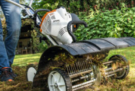 Location outil Scarificateur démousseur Thermique Stihl près de La Ravoire