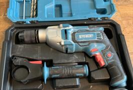 Location outil Perceuse électrique près de Boivre-la-Vallée