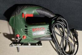 Location outil Scie sauteuse pendulaire Filaire Bosch près de Fréjus