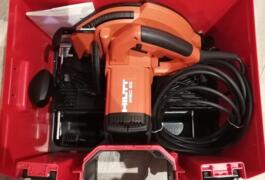 Location outil Scie circulaire électrique Hilti près de Mesnil-Raoul