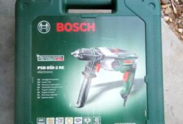 Location outil Perceuse à percussion électrique Bosch près de Caissargues