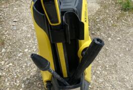 Location outil Nettoyeur haute pression électrique Karcher près de Ingré