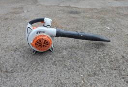 Location outil Souffleur à feuille Thermique Stihl près de Socx