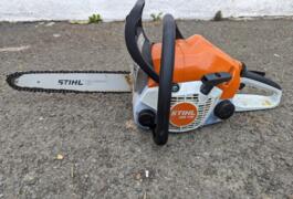Location outil Tronçonneuse à bois Thermique Stihl près de Socx