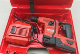 Location outil Perforateur / burineur hilti sans fil  Hilti près de St aignan grandlieu