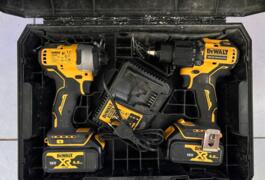 Location outil Visseuse électrique Dewalt près de Arras