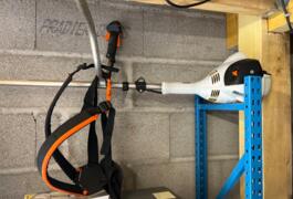 Location outil Débroussailleuse Thermique Stihl près de Albon