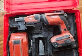 Location outil Visseuse à placo électrique Hilti près de Saint-Aunès