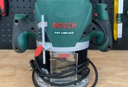 Location outil Défonceuse à bois électrique Bosch près de La Regrippière
